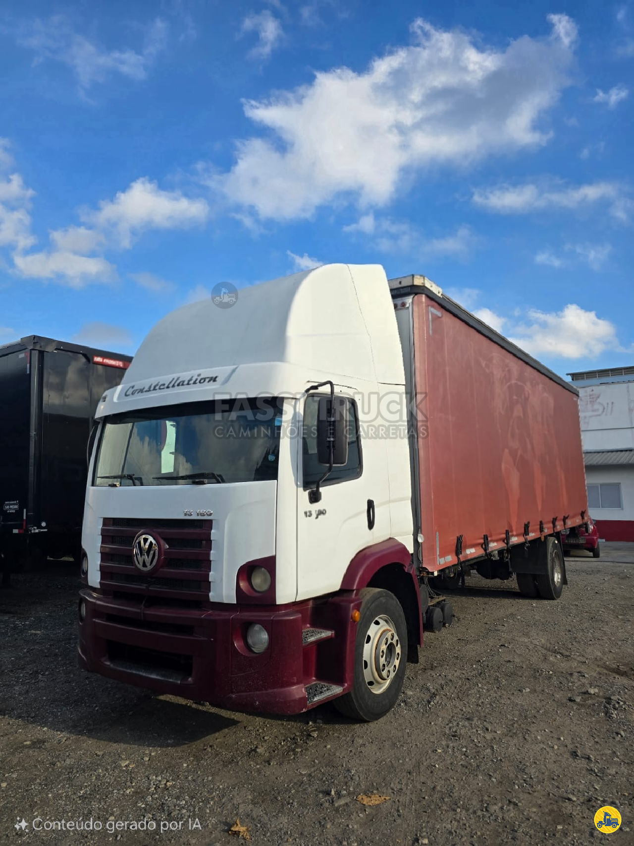 CAMINHAO VOLKSWAGEN VW 13180 Baú Sider Toco 4x2 FassiTruck SAO PAULO SÃO PAULO SP